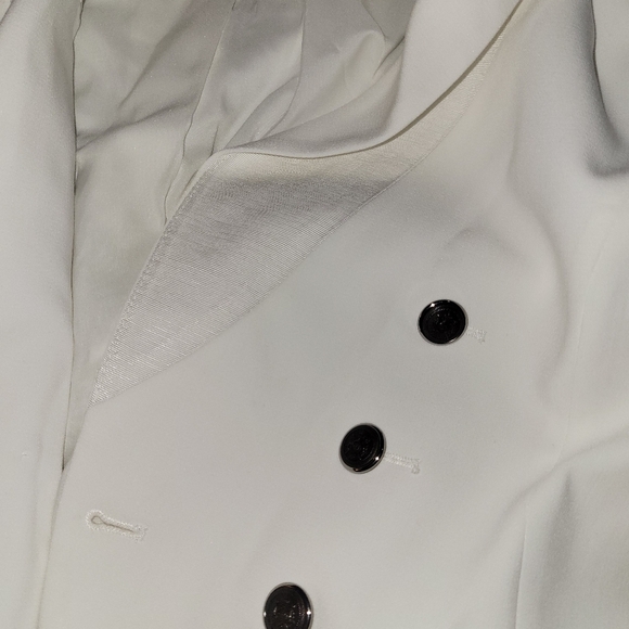 Elegant White Double-Breasted Women's Blazer White Black - Picture 8 of 14